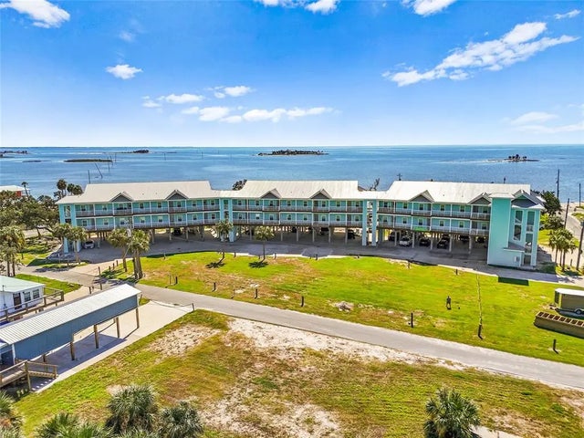 502 Main Street 112, HORSESHOE BEACH