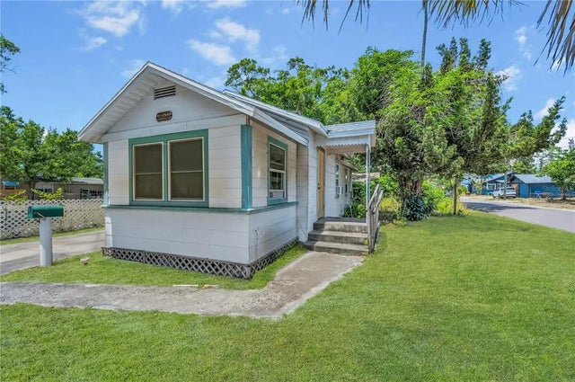 2001 29th Avenue N, ST PETERSBURG