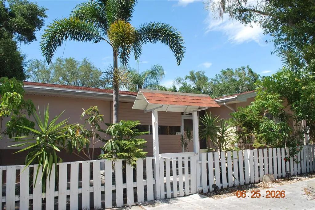 1515 Nebraska Avenue, PALM HARBOR