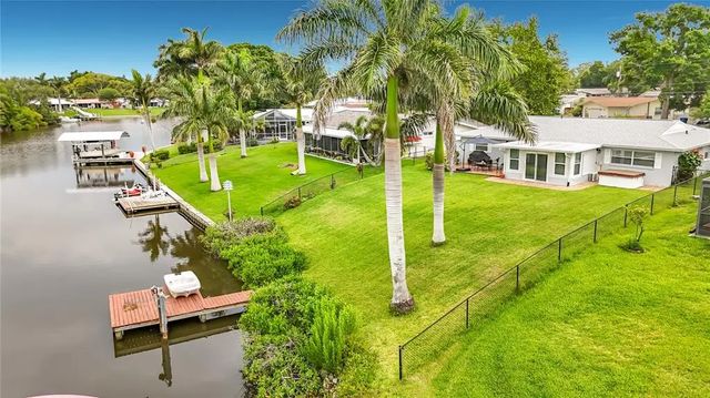 Photo of 508 Shore Drive, LARGO FL