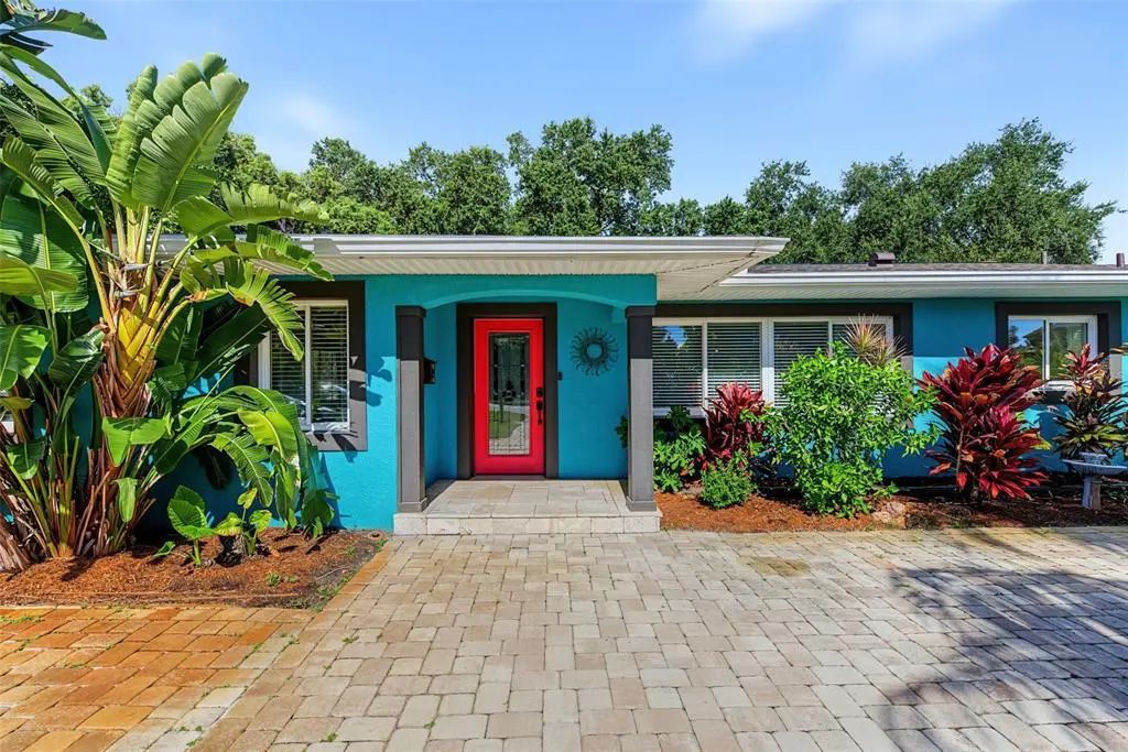 1616 Indian Rocks Road, BELLEAIR