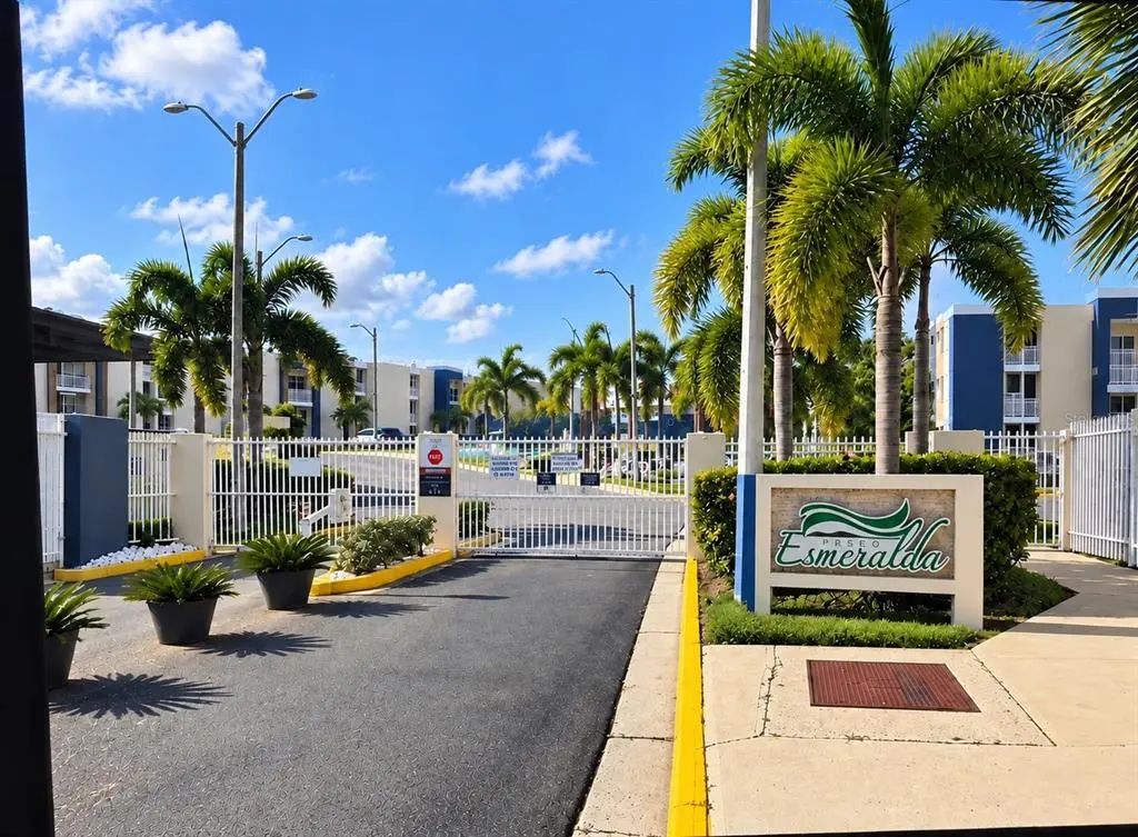 21 Paseo Esmeralda 6-102, FAJARDO