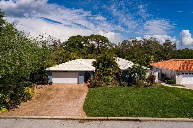 9723 Oak Street Ne, ST PETERSBURG