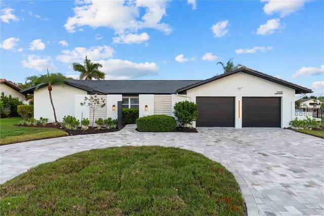 2000 Kansas Avenue Ne, ST PETERSBURG