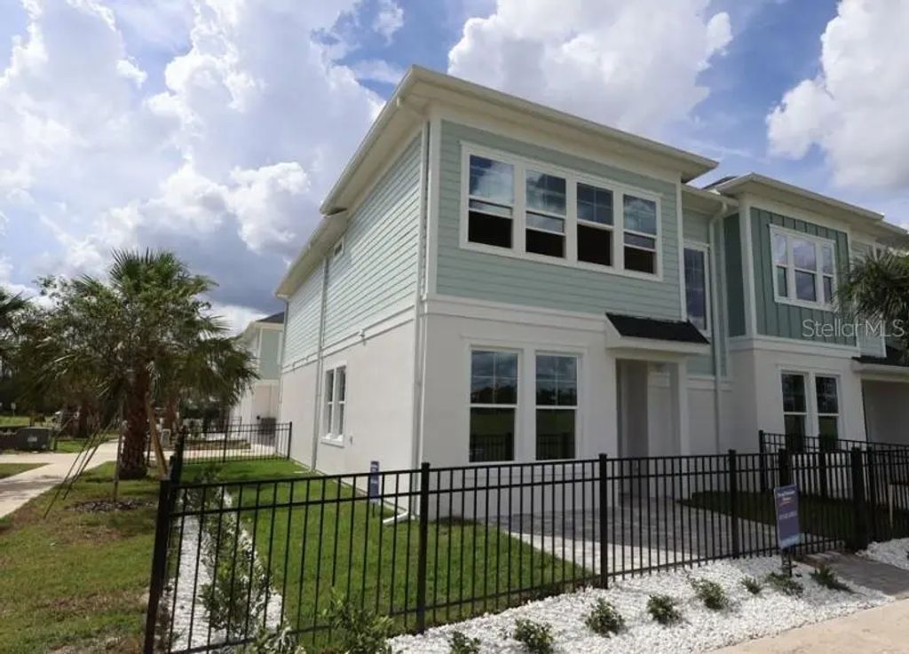 3528 Caspian Chervil Street, WESLEY CHAPEL