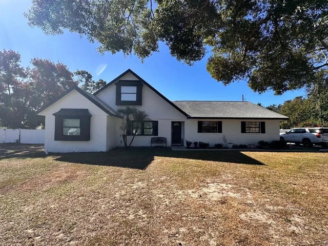 613 Royal Crest Way, BRANDON