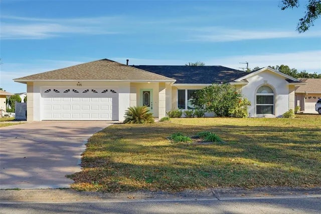 935 Amy Ridge Court, KISSIMMEE