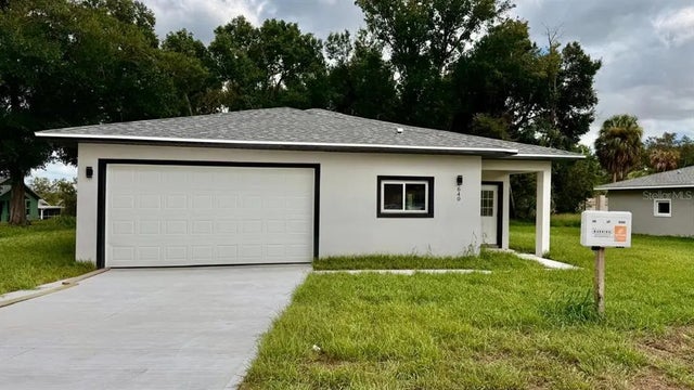 640 E Desoto Street, CLERMONT