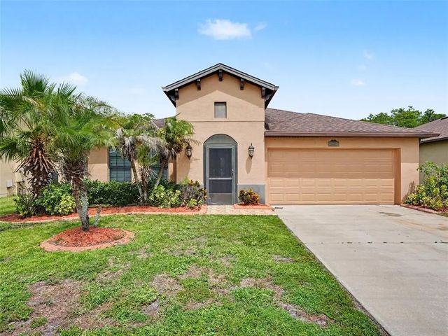 2721 Eagle Cliff Drive, KISSIMMEE
