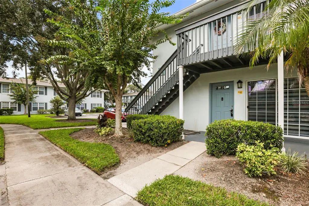 4828 Conway Road 121, BELLE ISLE