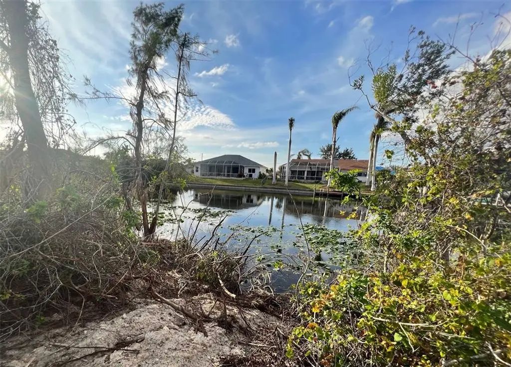 1430 Nw 24th Place, CAPE CORAL