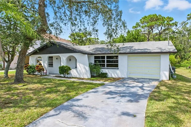 8547 Horizon Lane, HUDSON