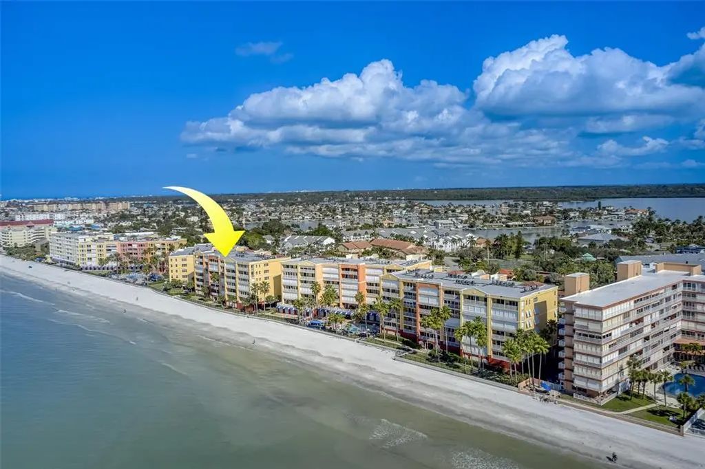 16550 Gulf Boulevard 342, NORTH REDINGTON BEACH