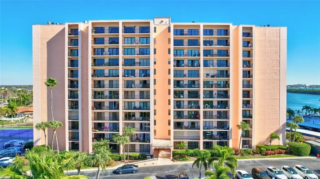 51 Island Way 501, CLEARWATER
