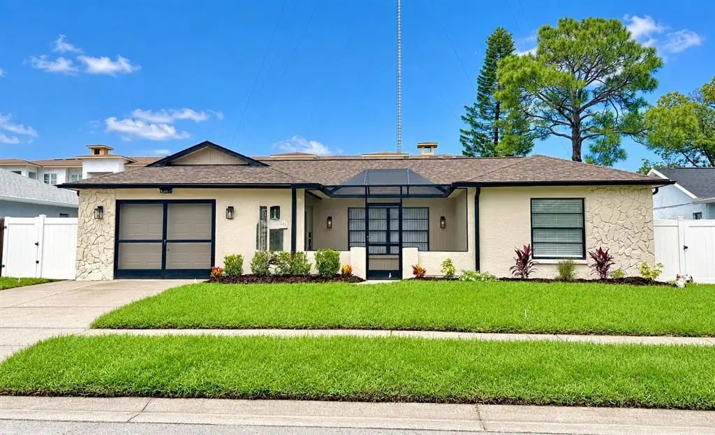 2801 Narcissus Drive, HOLIDAY