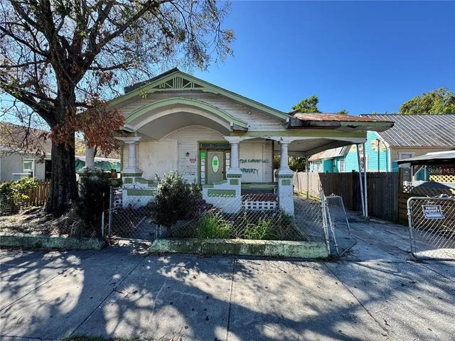 921 E 12th Avenue, TAMPA