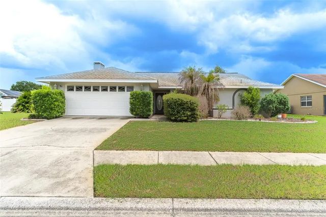 699 Hunters Run Boulevard, LAKELAND