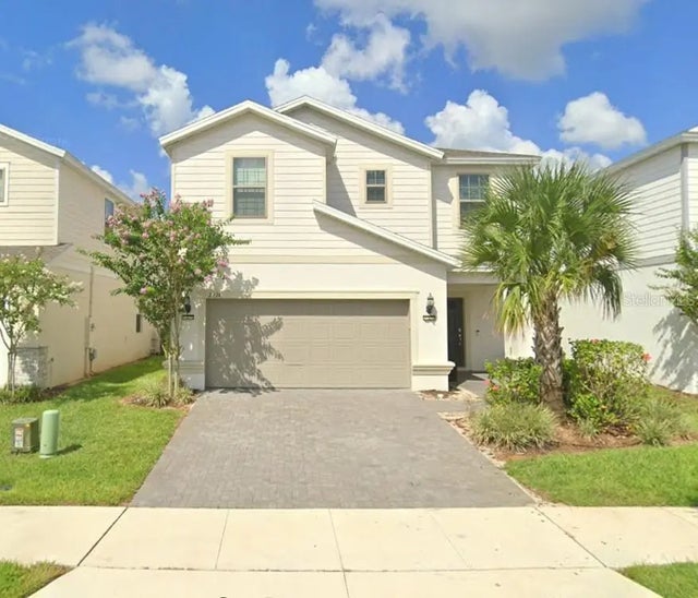 2438 Tanger Drive, KISSIMMEE