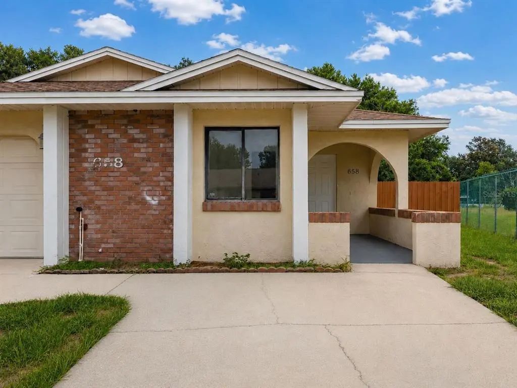 658 Royalty Court, KISSIMMEE