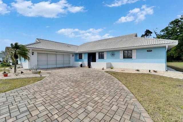 1929 New Bedford Drive, SUN CITY CENTER