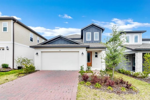 2313 Mystic Maze Lane, CLERMONT