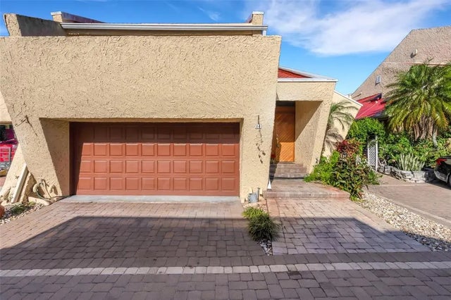 14 Casarena Court, WINTER HAVEN