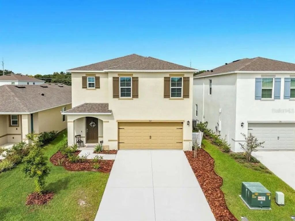 182 Amberwood Way, UMATILLA