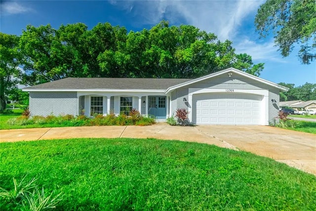 12709 Castleberry Court, HUDSON