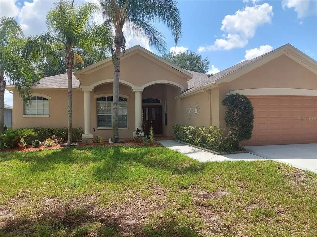 1003 Lumsden Trace Circle, VALRICO
