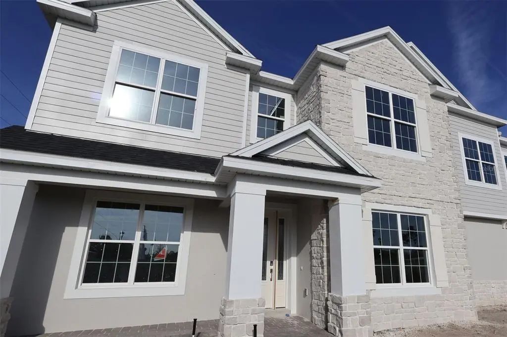 2568 Hawks Overlook, OVIEDO