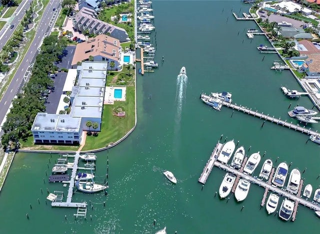 340 Pinellas Bayway S 304, ST PETERSBURG