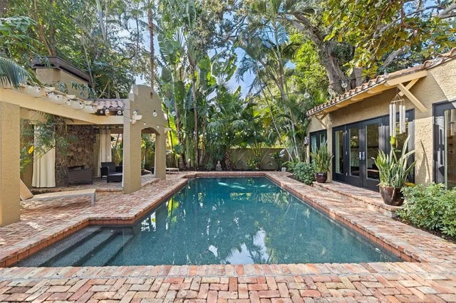 808 Brightwaters Boulevard Ne, ST PETERSBURG