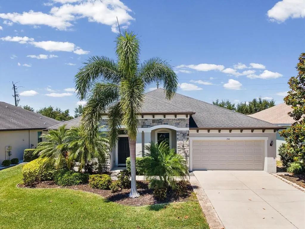 740 Rosemary Circle, BRADENTON