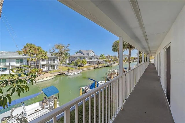 902 Gibbs Road 282, VENICE