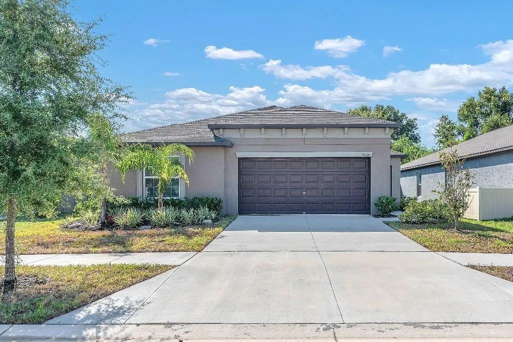 5518 Blue Azure Drive, WIMAUMA