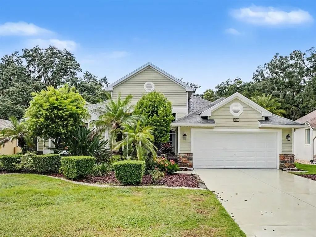 8045 Waterbury Way, MOUNT DORA
