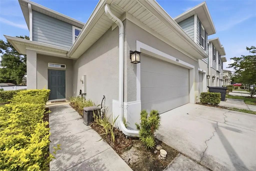 2130 Laceflower Drive, BRANDON