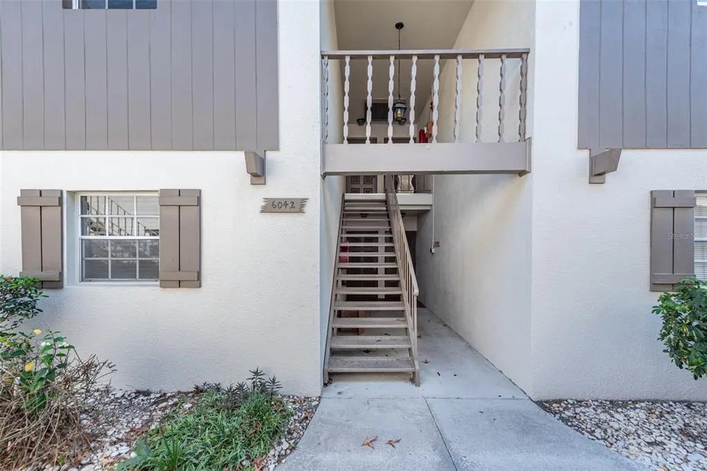 6042 1st Avenue S 31, ST PETERSBURG