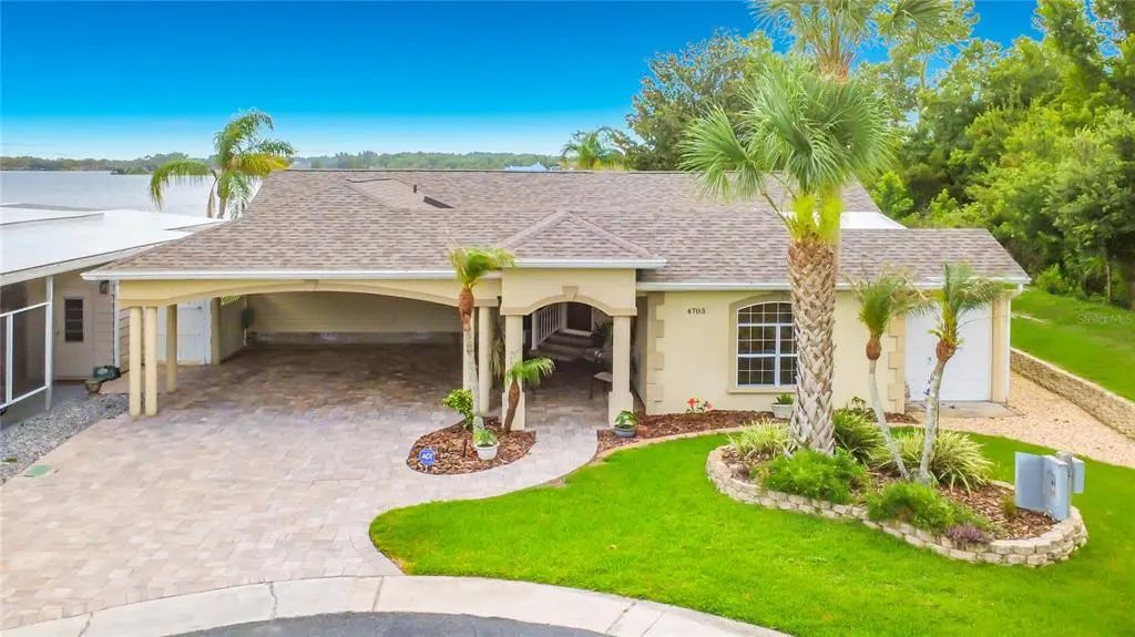 4703 Cassandra Lane, LAKELAND