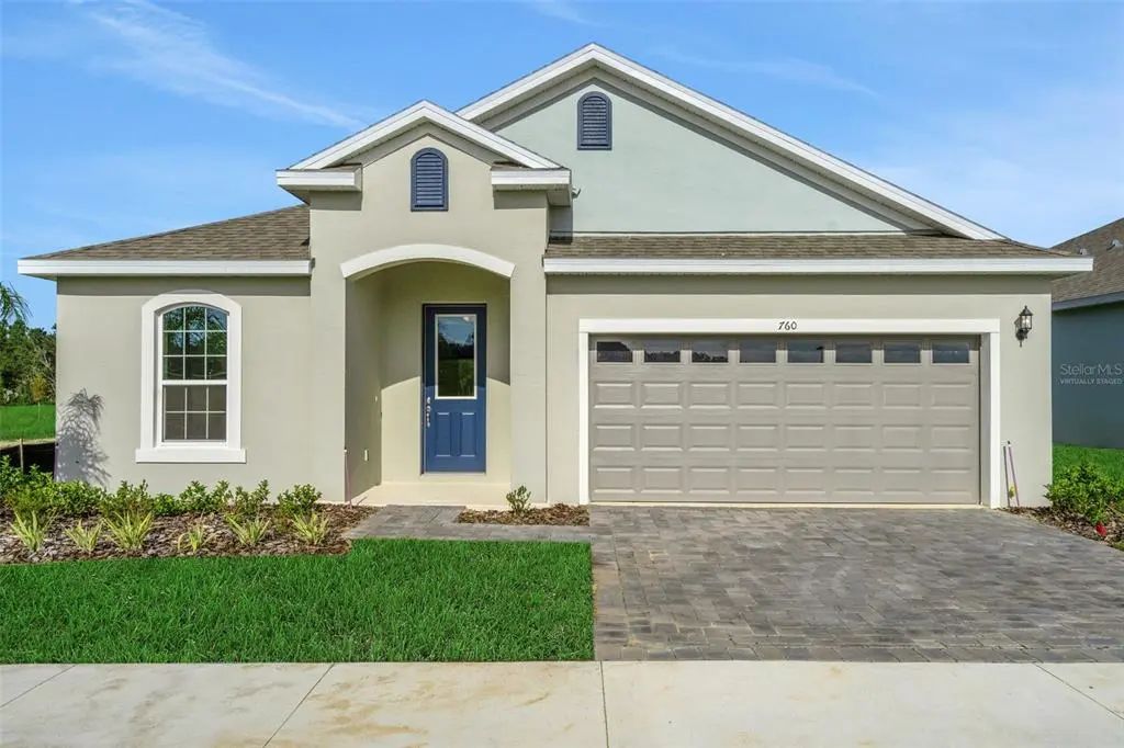 934 Sunshower Drive, LADY LAKE