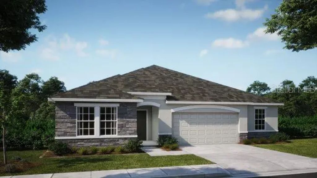 200 N Dixie Drive, HOWEY IN THE HILLS