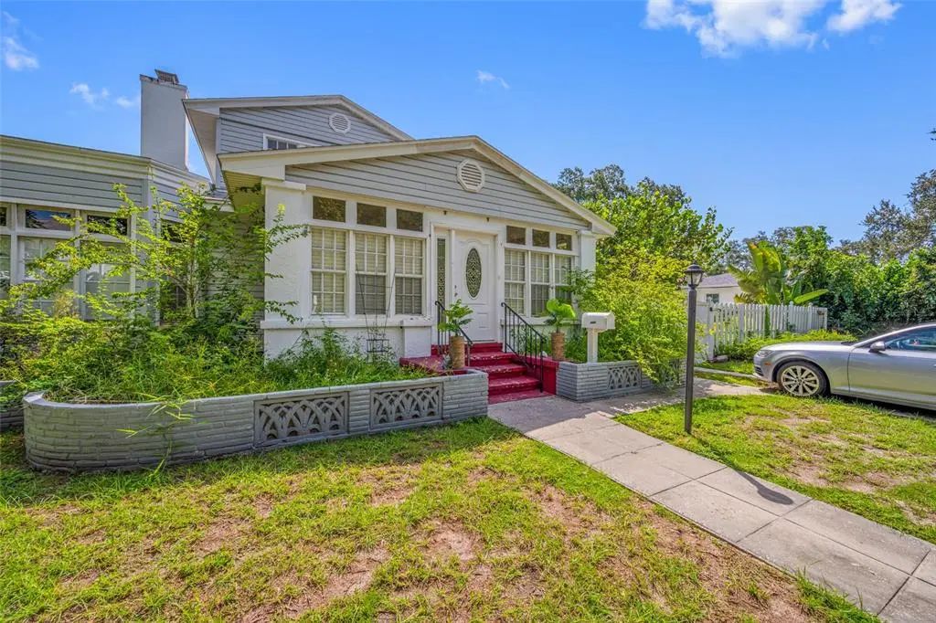 1225 11 Street N, ST. PETERSBURG
