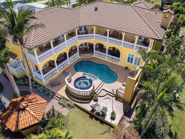 416 Baycrest Drive, VENICE