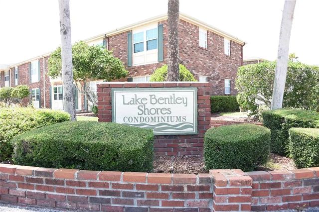 1920 E Edgewood Drive A8, LAKELAND