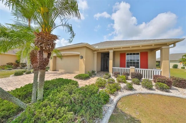 404 Grand Chateaux Way, SUN CITY CENTER