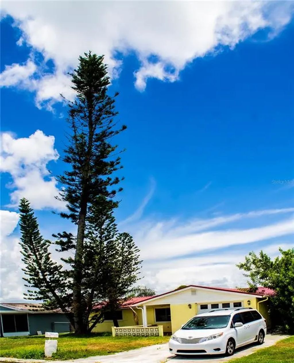 3806 Baden Drive, HOLIDAY