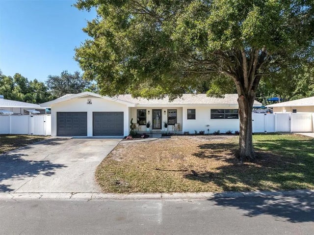 1408 S Betty Lane, CLEARWATER