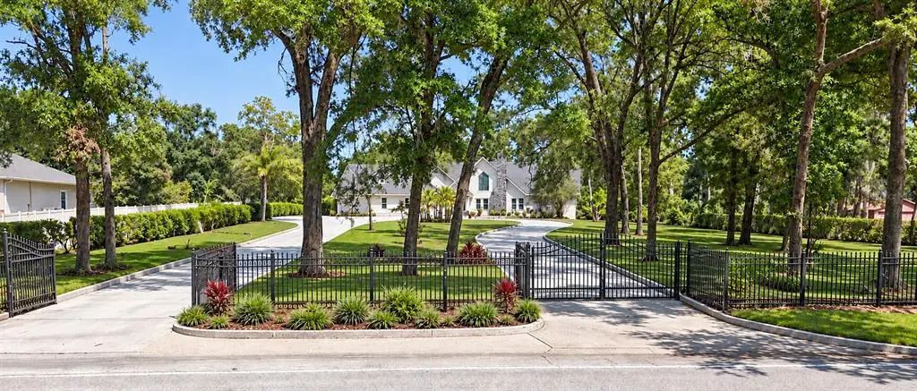3114 Little Road, VALRICO