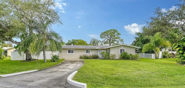 1560 Poinciana Road, VENICE