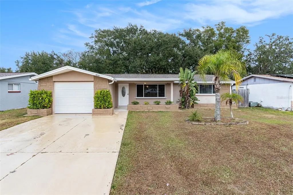 3036 Blue Bird Drive, HOLIDAY